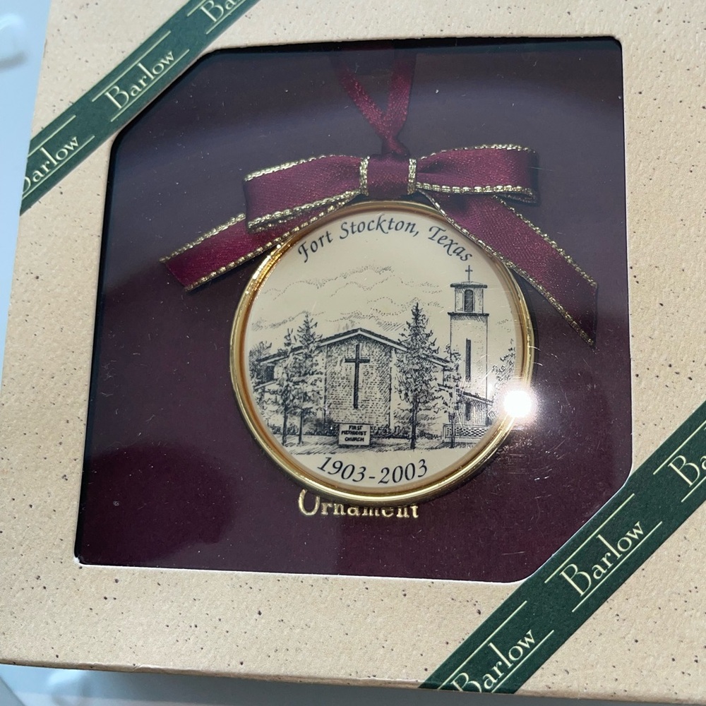 Vintage 2003 Barlow Christmas Ornament new in Box